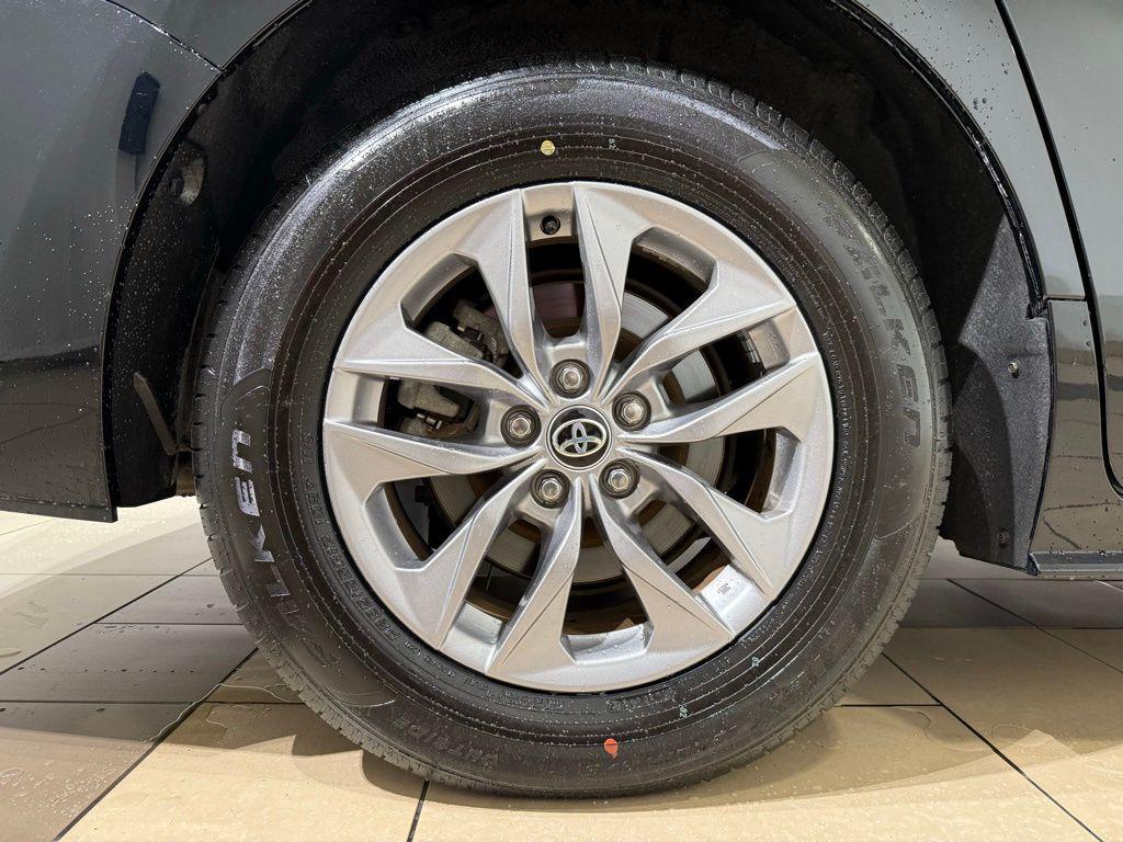 used 2023 Toyota Sienna car, priced at $38,996