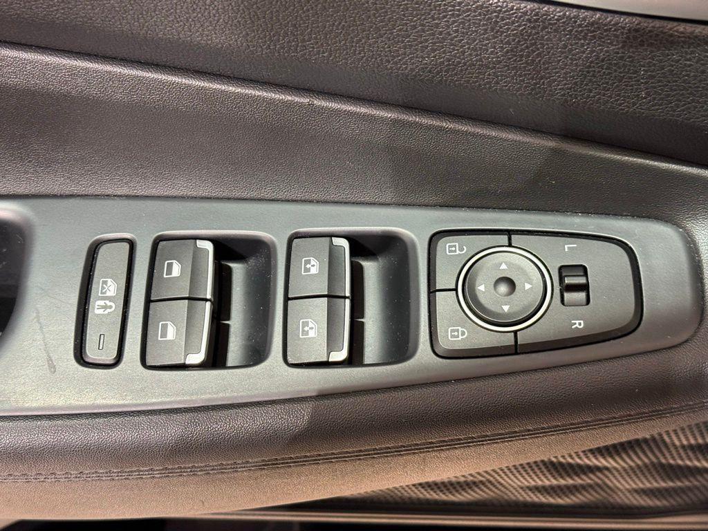 used 2023 Hyundai Santa Fe car, priced at $19,407