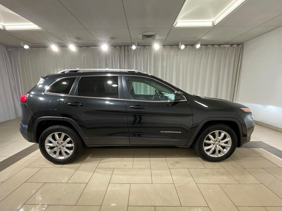 used 2015 Jeep Cherokee car, priced at $16,592