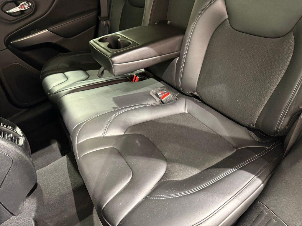 used 2020 Jeep Cherokee car, priced at $17,906