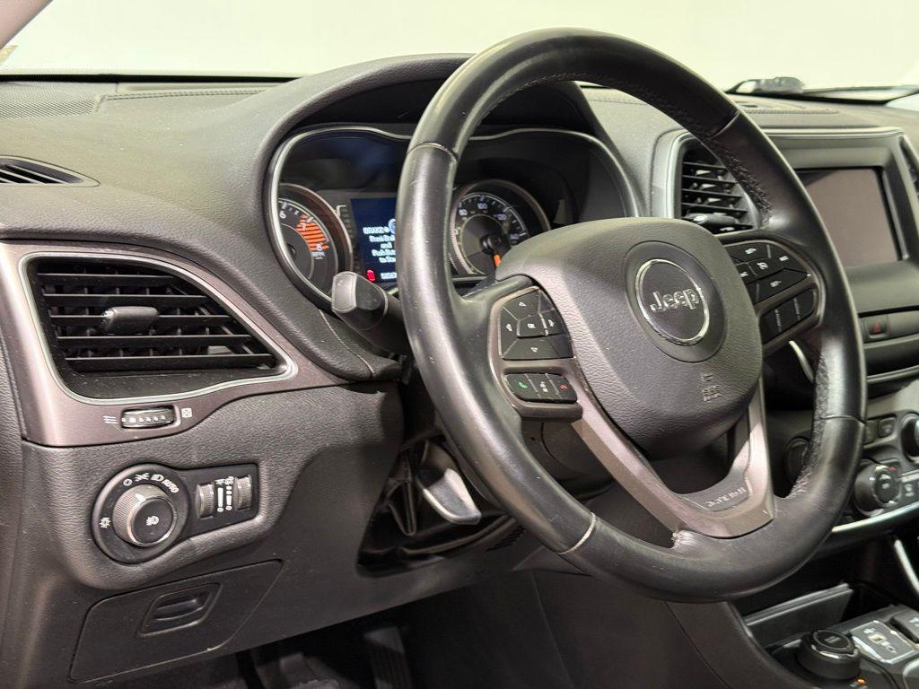 used 2020 Jeep Cherokee car, priced at $17,906