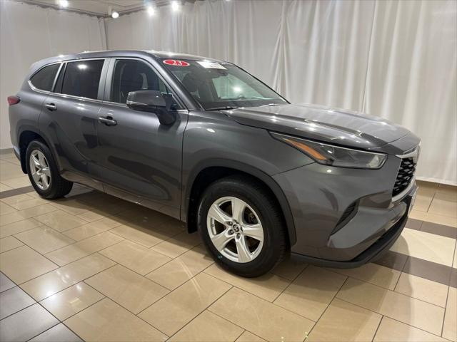 used 2023 Toyota Highlander car, priced at $33,992