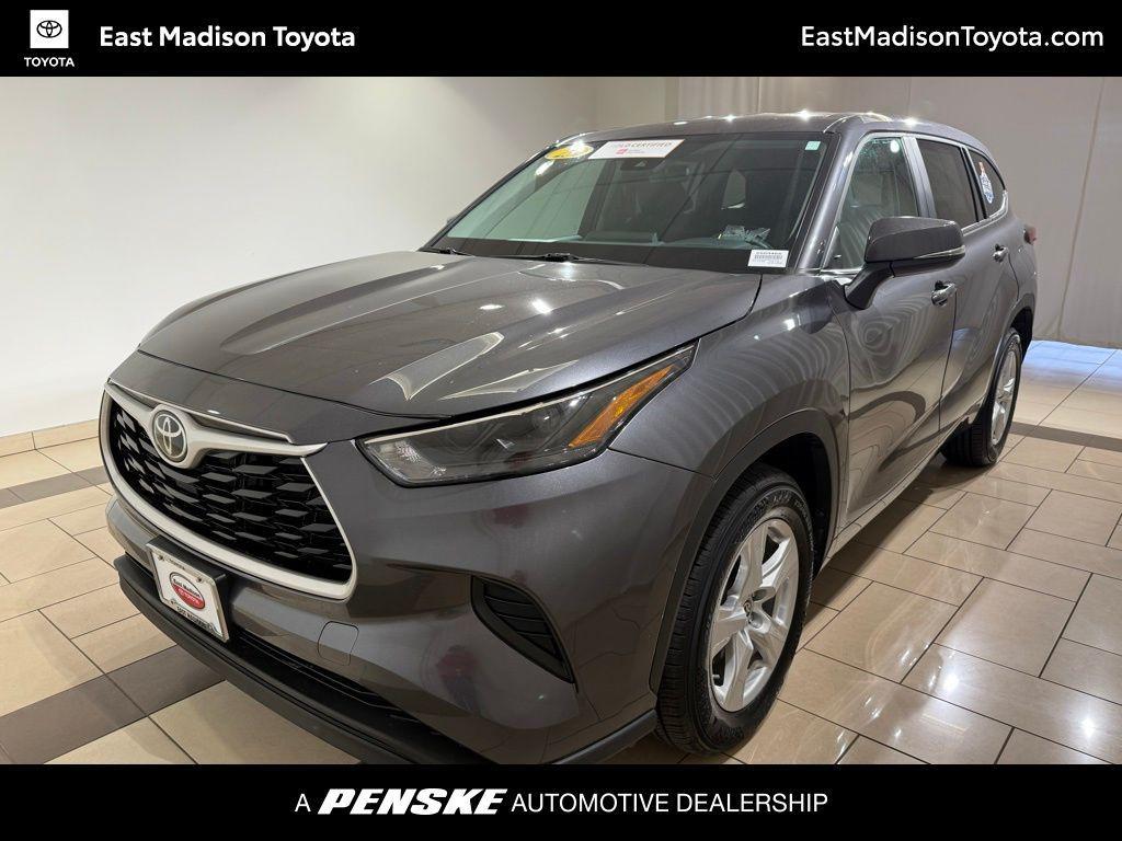 used 2023 Toyota Highlander car, priced at $34,633