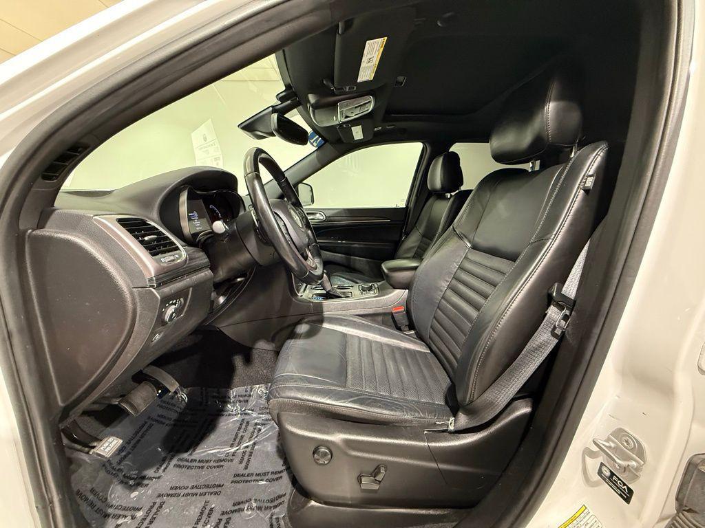 used 2021 Jeep Grand Cherokee car, priced at $19,997