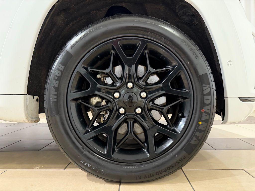 used 2021 Jeep Grand Cherokee car, priced at $19,997