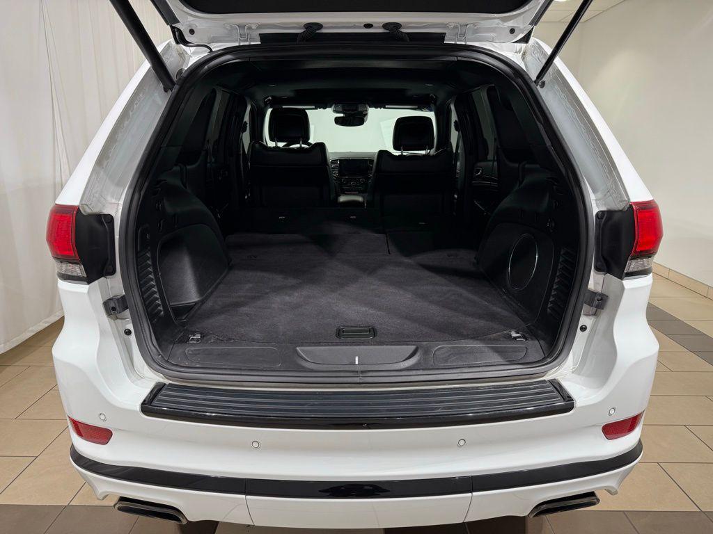 used 2021 Jeep Grand Cherokee car, priced at $19,997