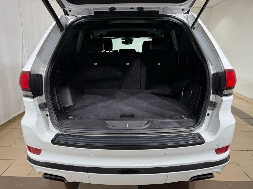 used 2021 Jeep Grand Cherokee car, priced at $19,997