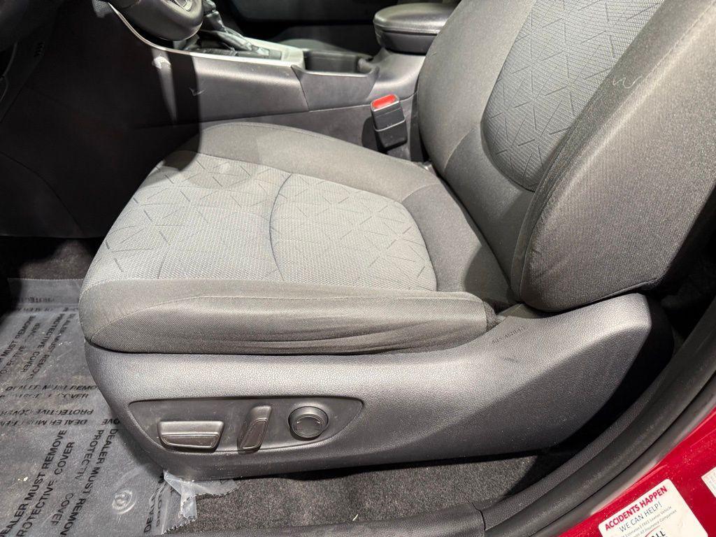 used 2020 Toyota RAV4 car, priced at $27,513