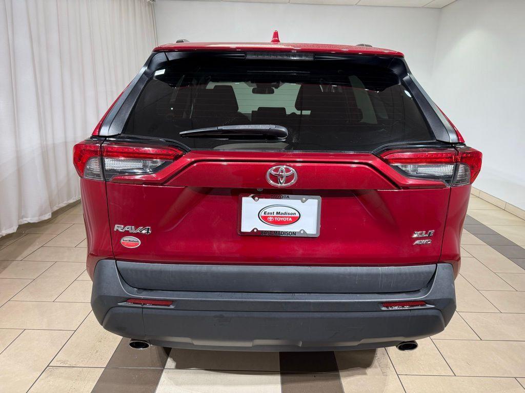 used 2020 Toyota RAV4 car, priced at $27,513