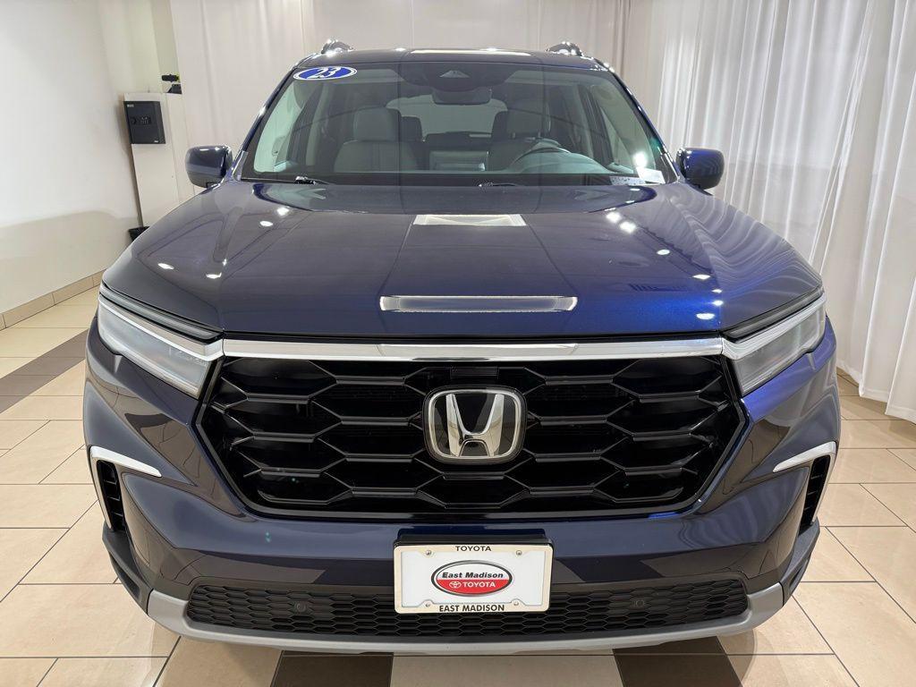used 2023 Honda Pilot car, priced at $40,618
