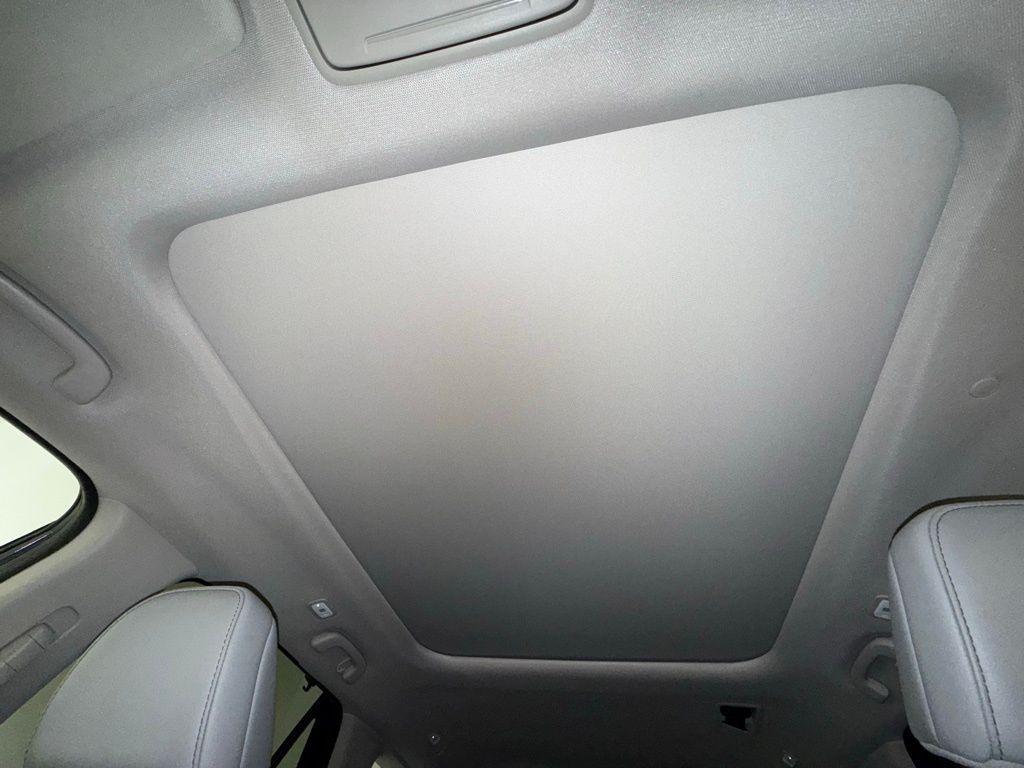 used 2023 Honda Pilot car, priced at $40,618