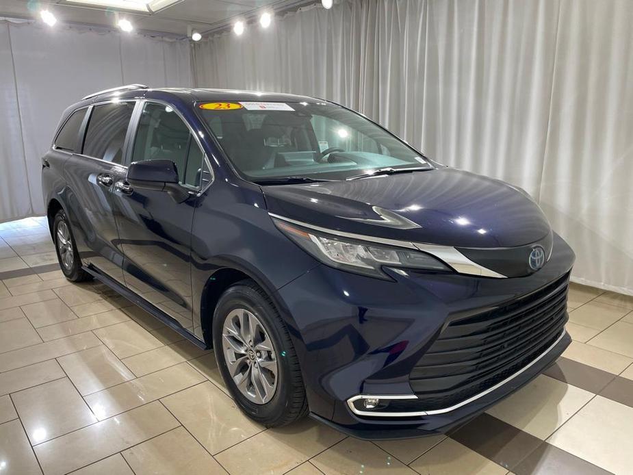 used 2023 Toyota Sienna car, priced at $44,997