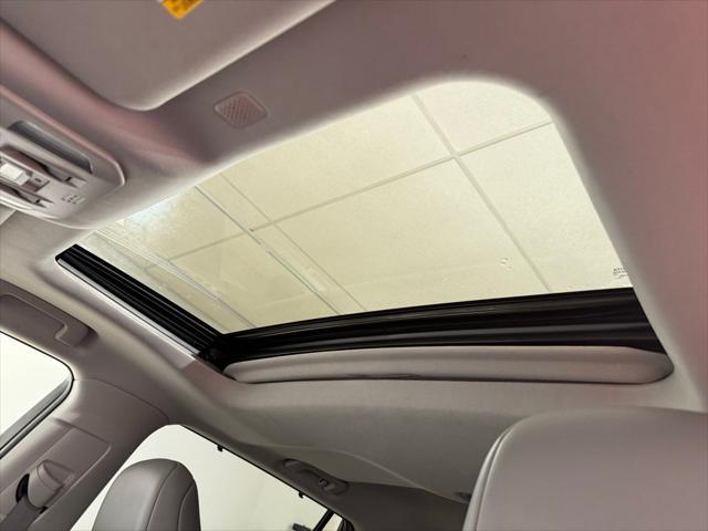 used 2022 Toyota Highlander car, priced at $38,994