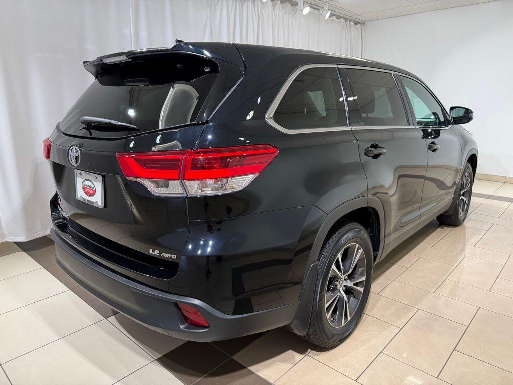 used 2019 Toyota Highlander car, priced at $20,813