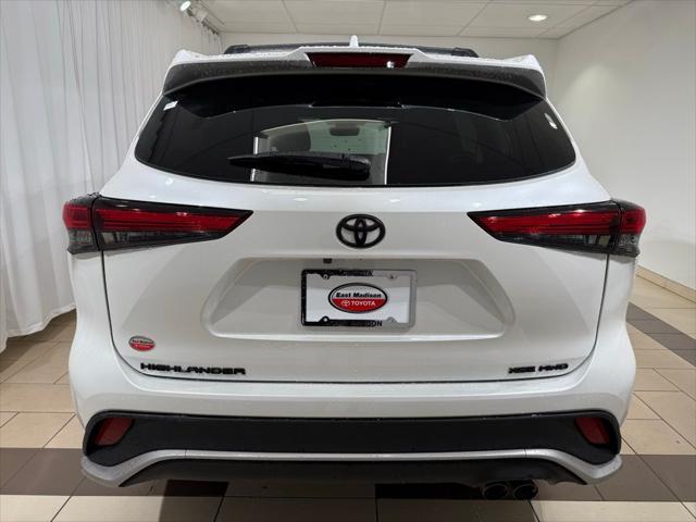 used 2023 Toyota Highlander car, priced at $42,992