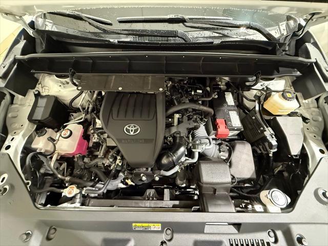 used 2023 Toyota Highlander car, priced at $42,992