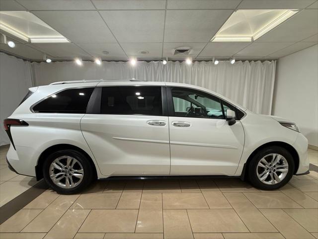 used 2023 Toyota Sienna car, priced at $50,993