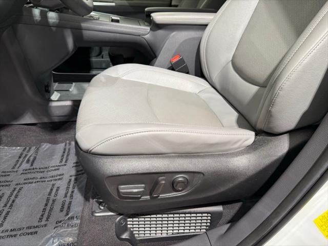 used 2023 Toyota Sienna car, priced at $50,993