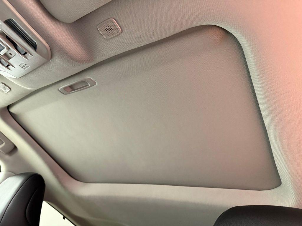 used 2023 Toyota Highlander car, priced at $37,713