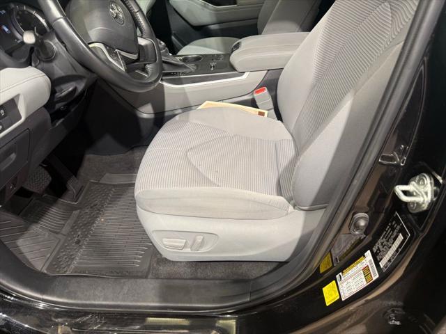 used 2023 Toyota Highlander car, priced at $34,982