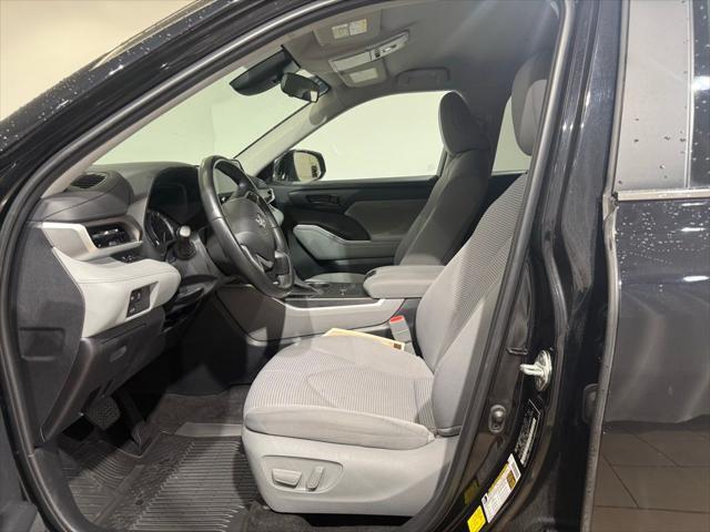 used 2023 Toyota Highlander car, priced at $34,982