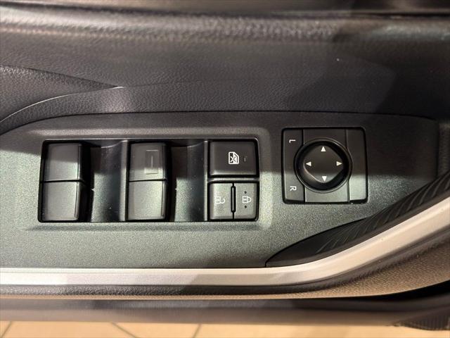 used 2022 Toyota RAV4 Hybrid car, priced at $30,992
