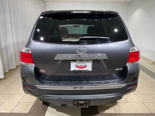 used 2013 Toyota Highlander car, priced at $16,998