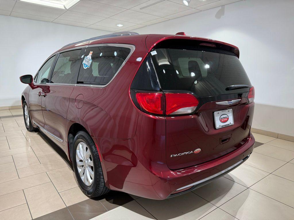 used 2018 Chrysler Pacifica car, priced at $14,704