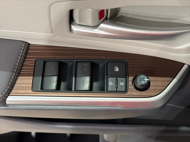 used 2024 Toyota Sienna car, priced at $50,993