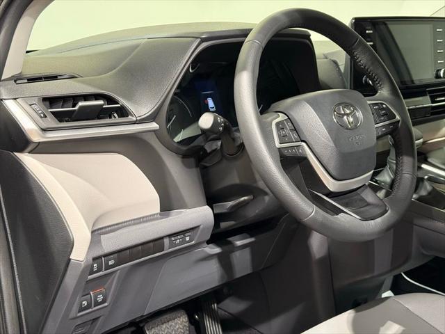 used 2024 Toyota Sienna car, priced at $50,993