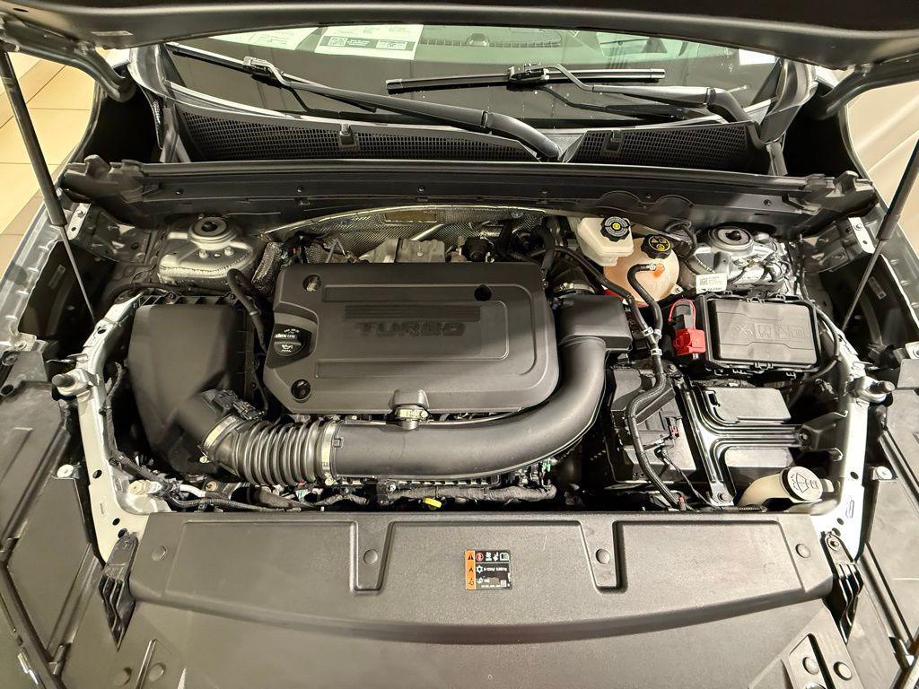 used 2023 Buick Envision car, priced at $33,982