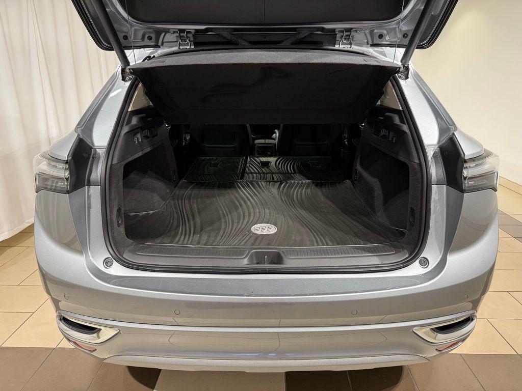 used 2023 Buick Envision car, priced at $33,982