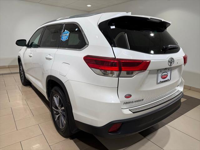 used 2018 Toyota Highlander car, priced at $22,803
