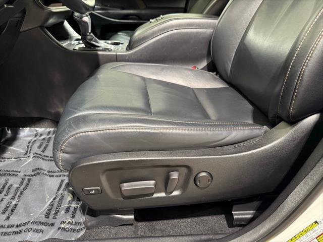 used 2018 Toyota Highlander car, priced at $22,803