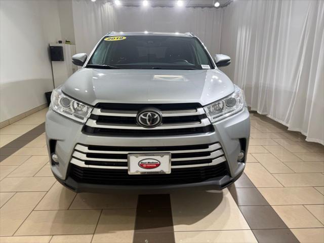 used 2019 Toyota Highlander car, priced at $26,403