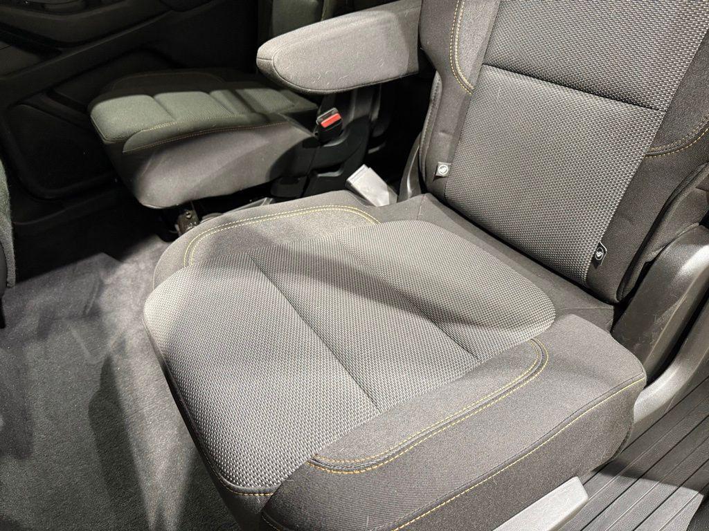 used 2020 Chevrolet Traverse car, priced at $19,683