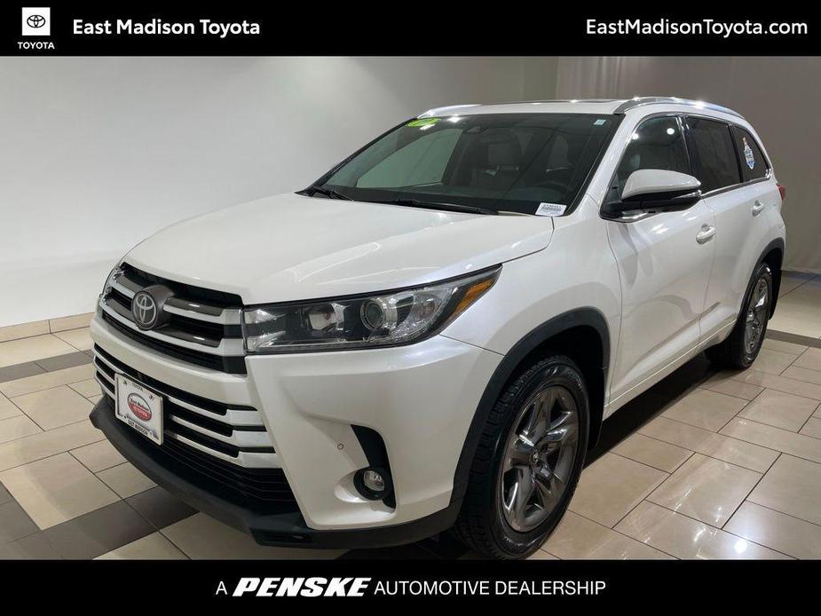 used 2019 Toyota Highlander car, priced at $27,513