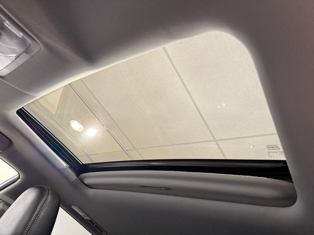 used 2018 Toyota Highlander car, priced at $27,882