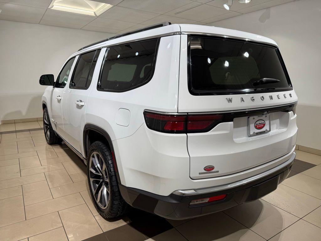 used 2022 Jeep Wagoneer car, priced at $48,992