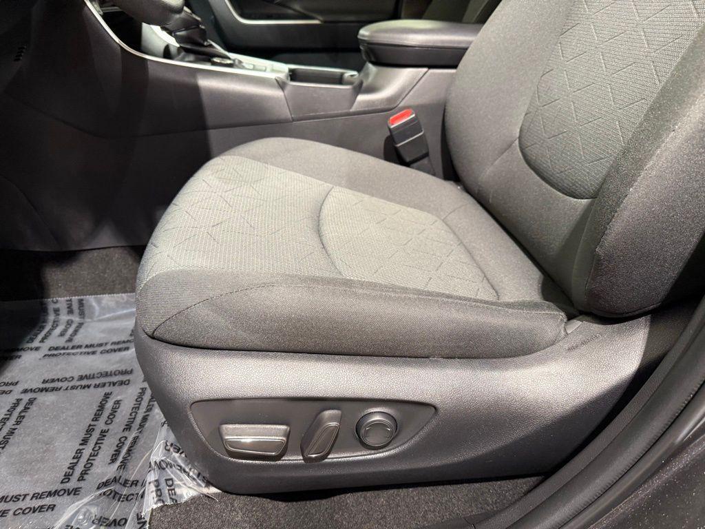 used 2022 Toyota RAV4 Hybrid car, priced at $33,907