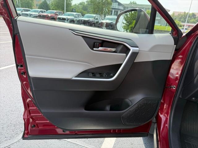 used 2022 Toyota RAV4 Hybrid car, priced at $32,704