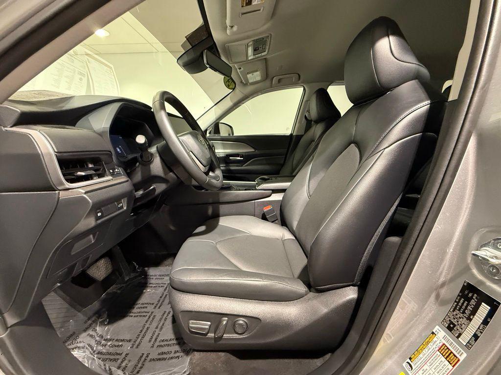 used 2024 Toyota Grand Highlander car, priced at $46,982