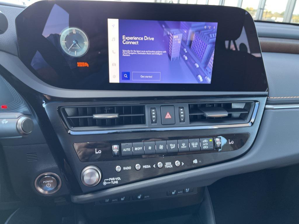 new 2025 Lexus ES 300h car, priced at $49,765