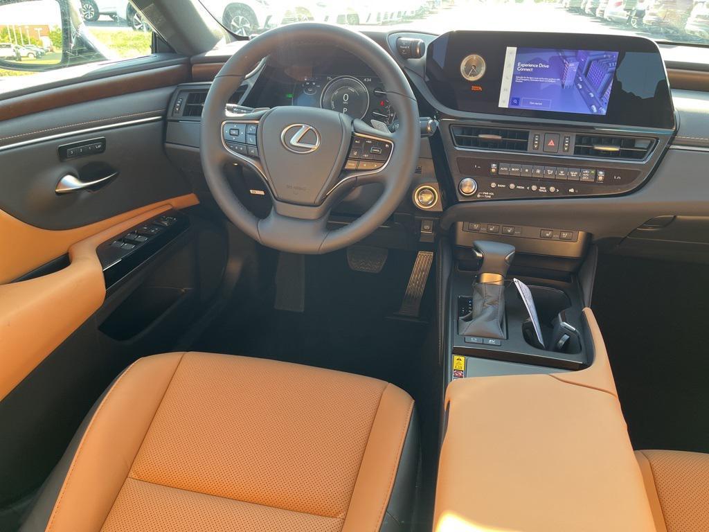 new 2025 Lexus ES 300h car, priced at $49,765