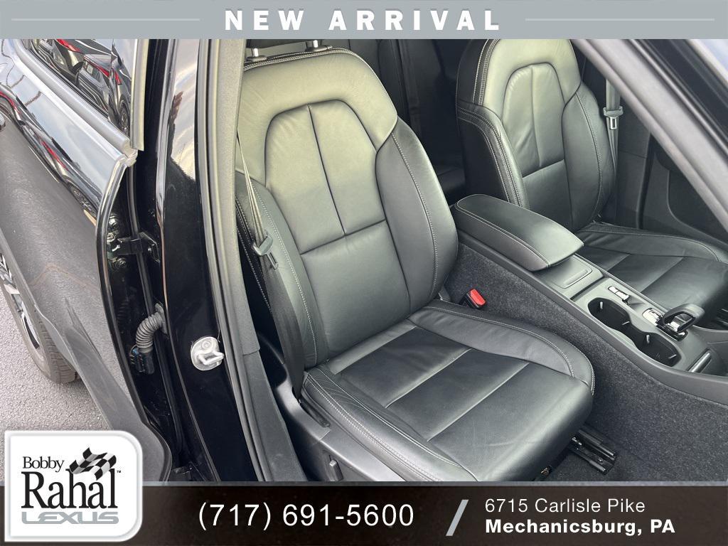 used 2023 Volvo XC40 car, priced at $26,450