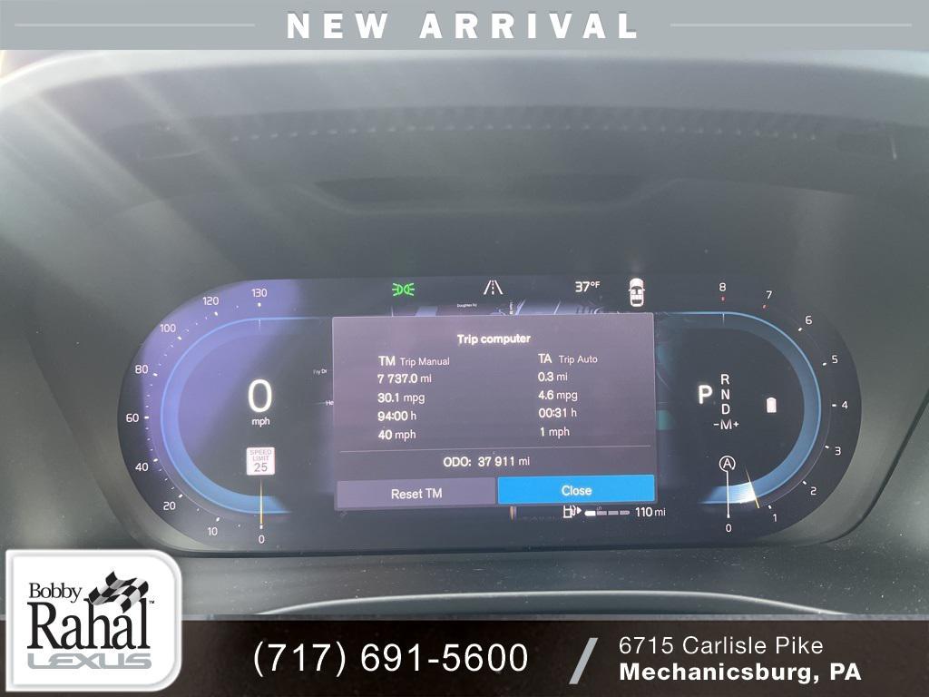 used 2023 Volvo XC40 car, priced at $26,450