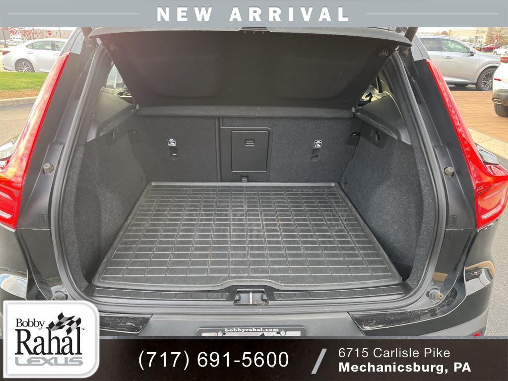 used 2023 Volvo XC40 car, priced at $26,450