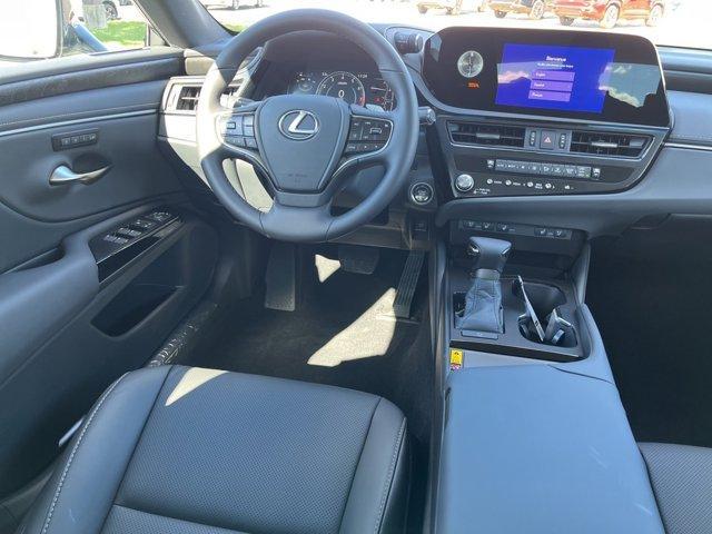 new 2025 Lexus ES 350 car, priced at $47,515