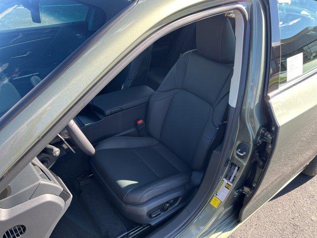 new 2025 Lexus ES 350 car, priced at $47,515