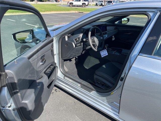 new 2025 Lexus ES 350 car, priced at $50,225